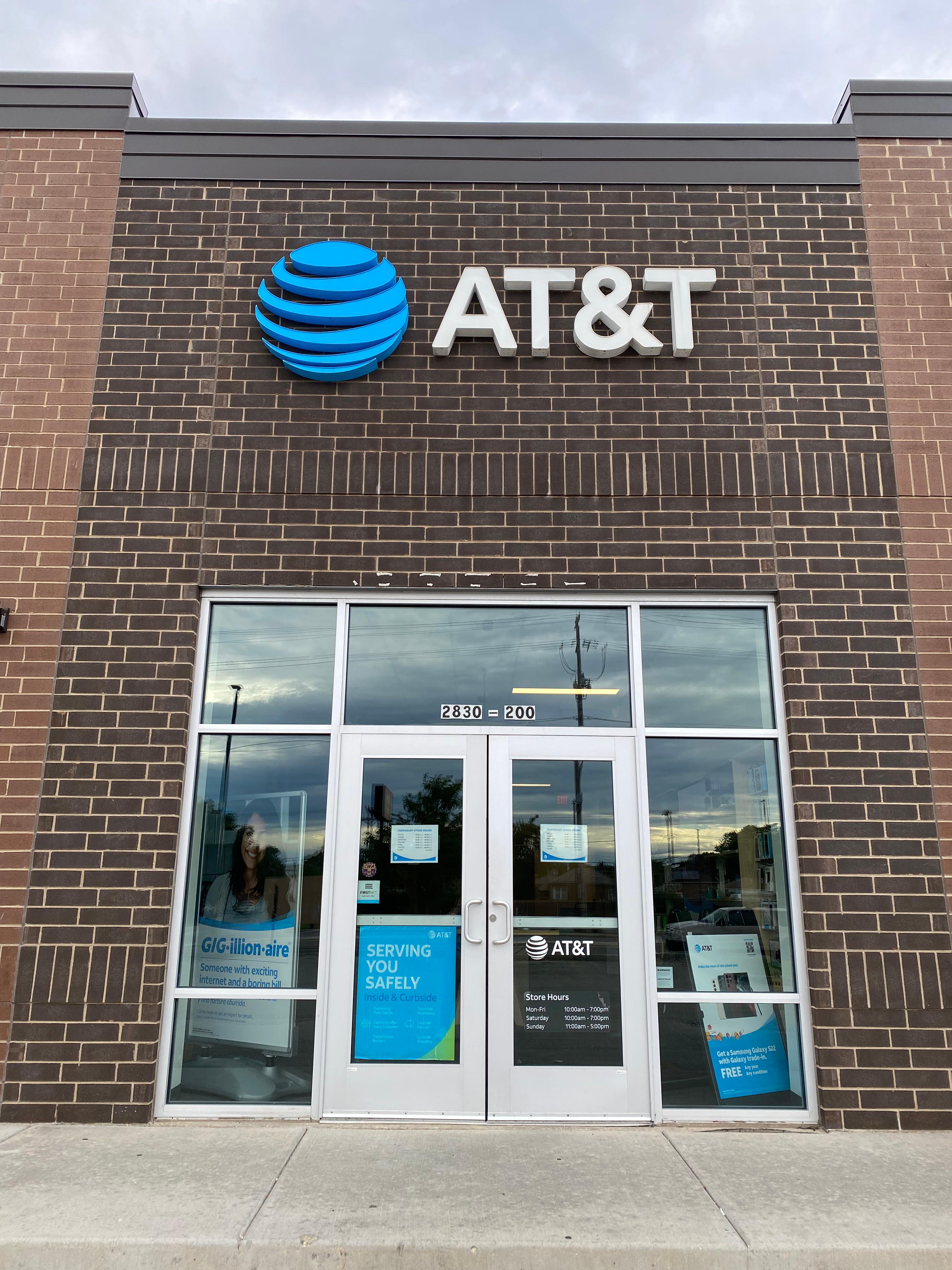 Cell Phone Store in Franklin Park | iPhones, Samsung Phones, Prepaid ...