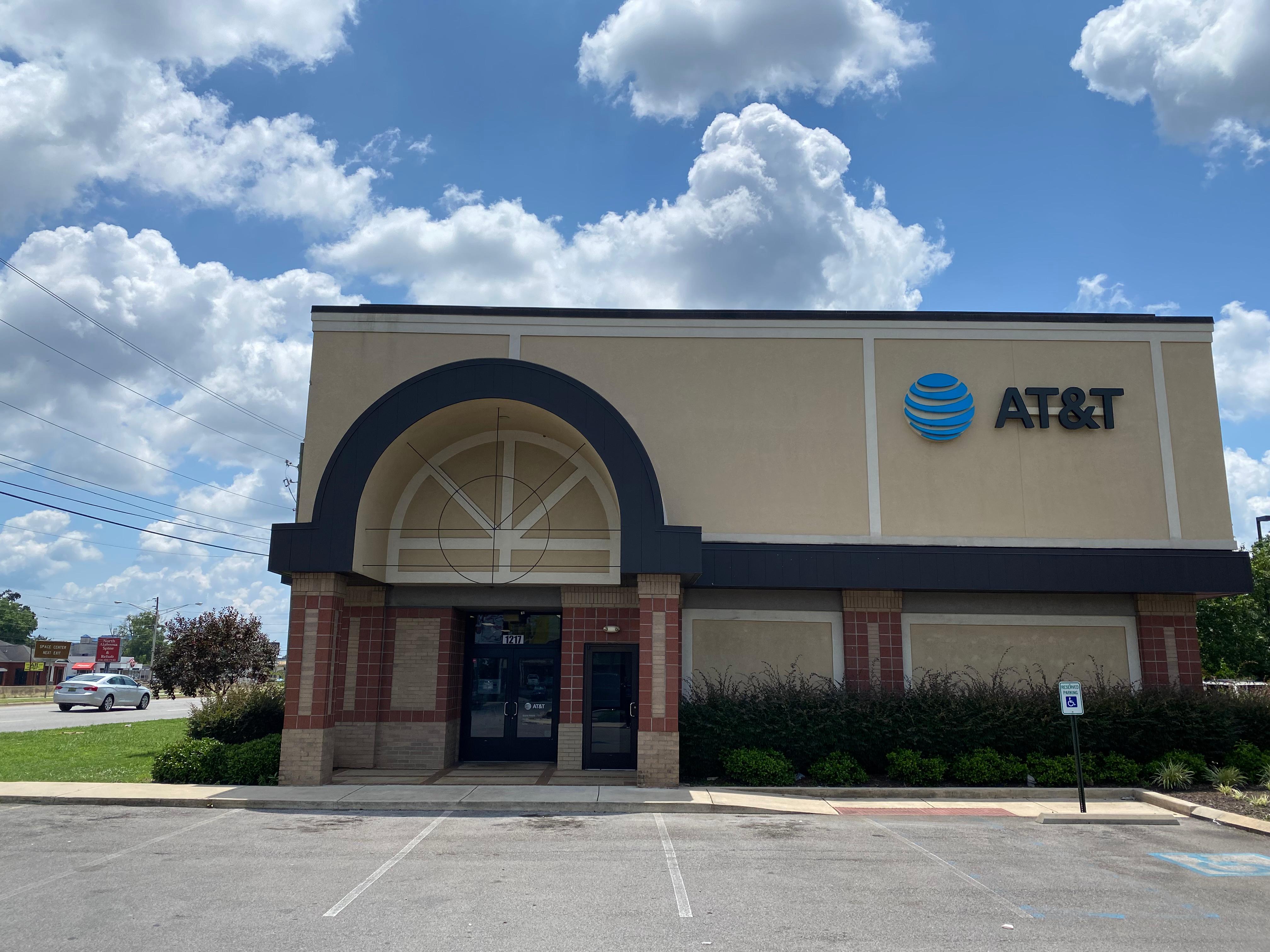 AT&T Huntsville Cell Phones, Wireless Plans & Accessories 1217