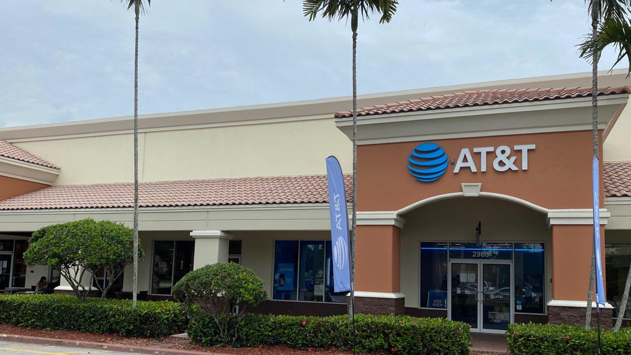 Cell Phone Store in Miramar | iPhones, Samsung Phones, Prepaid Phones ...