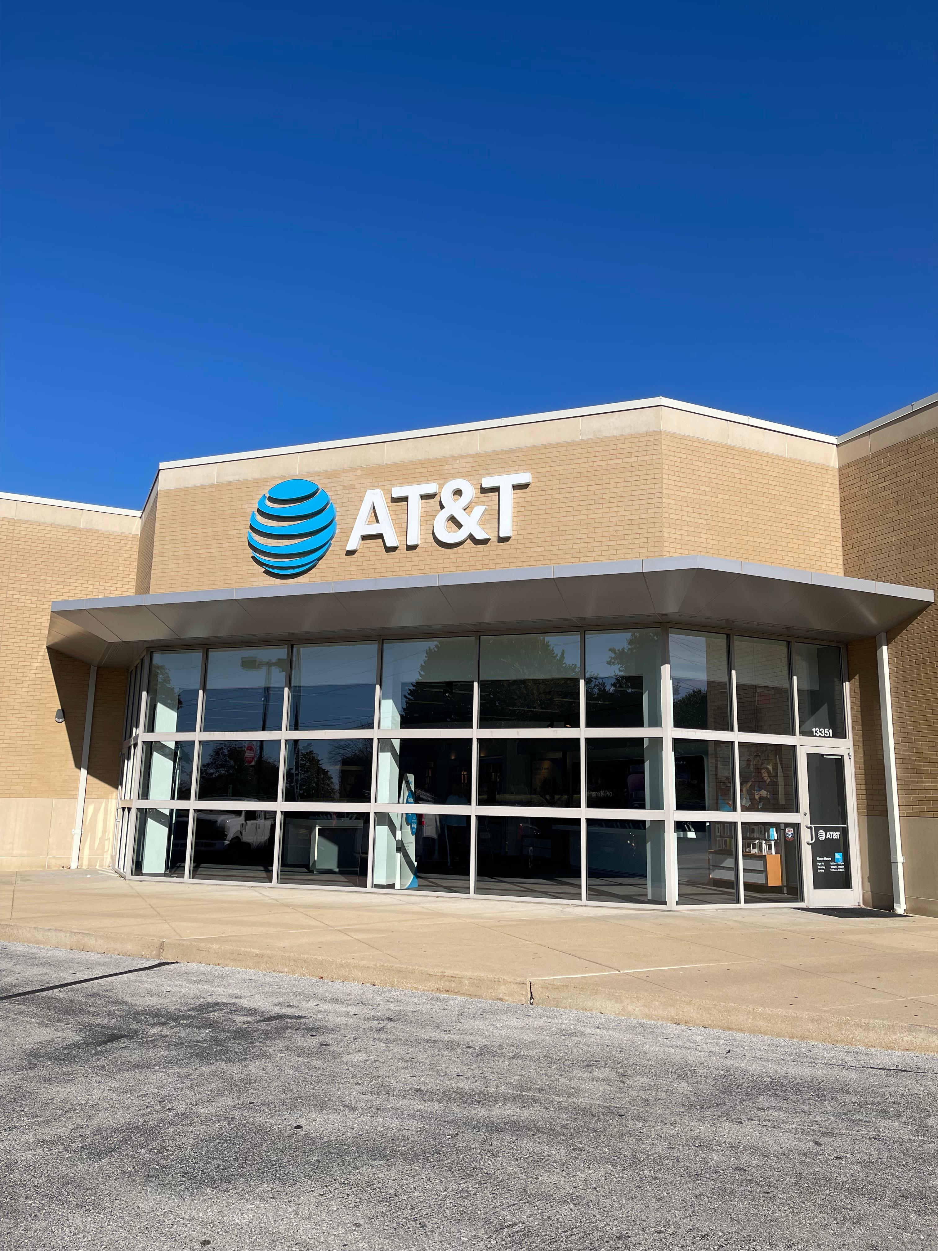 Cell Phone Store in St. Louis | iPhones, Samsung Phones, Prepaid Phones ...