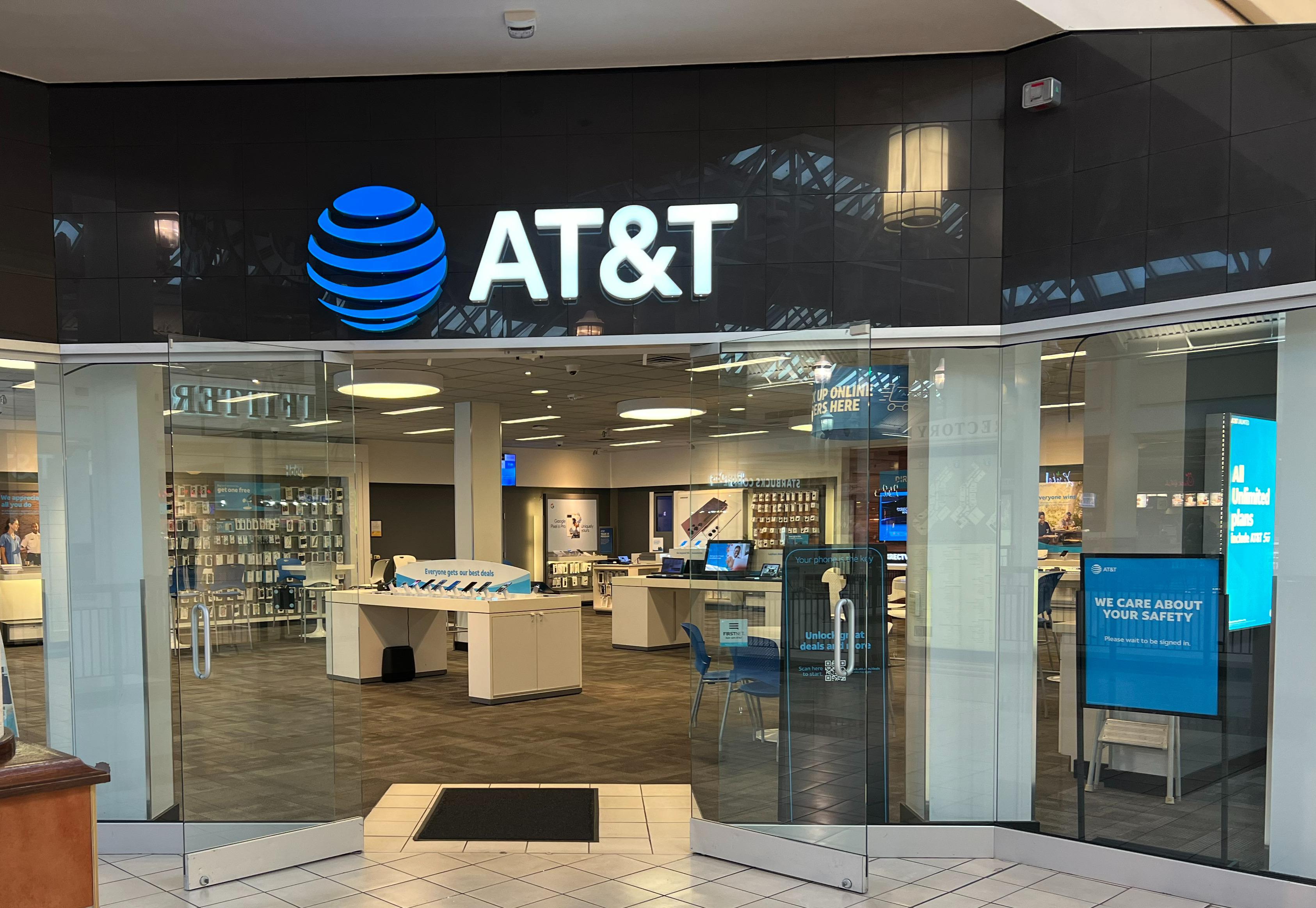 Cell Phone Store in Willow Grove | iPhones, Samsung Phones, Prepaid ...