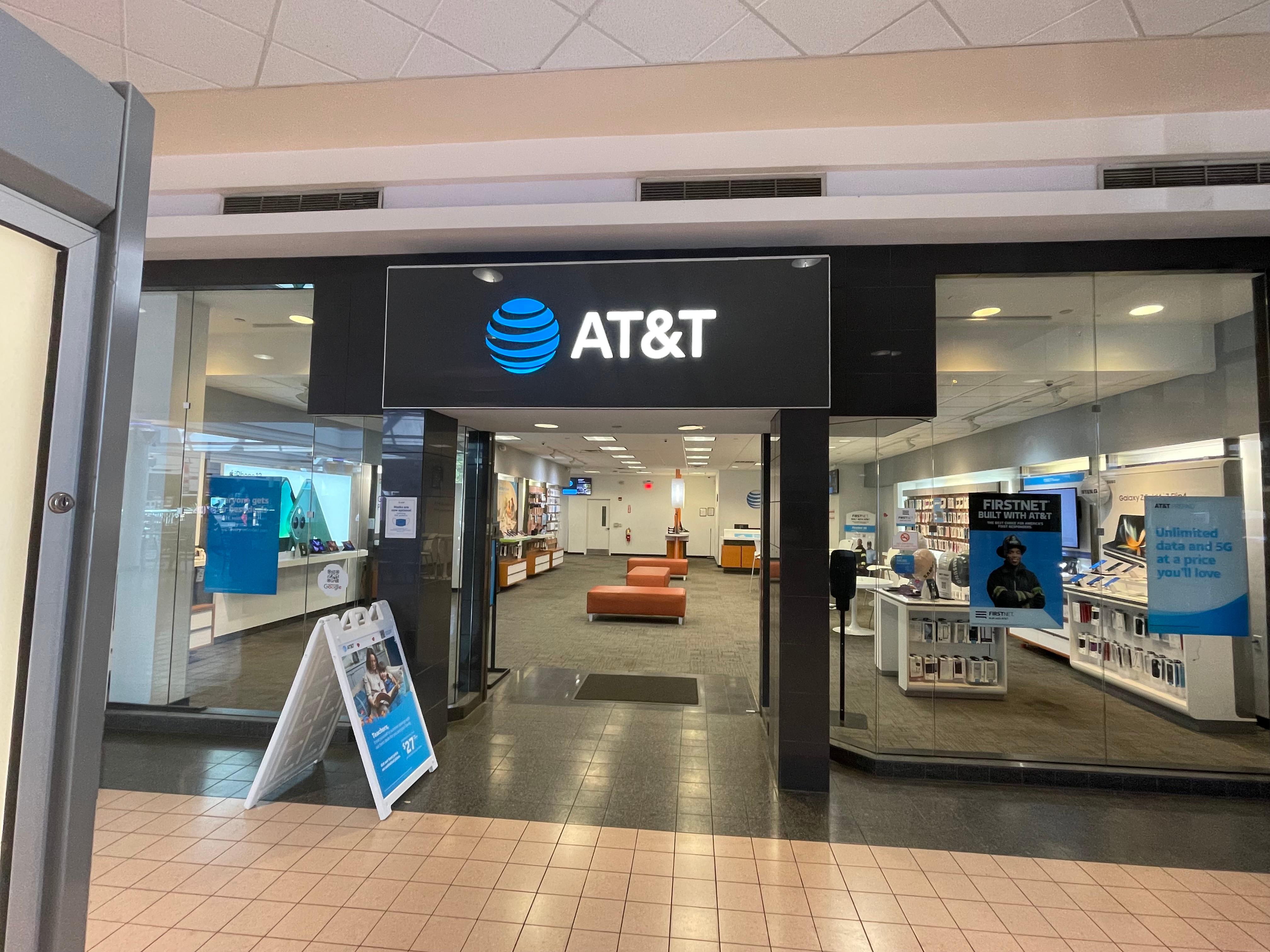 Cell Phone Store in York | iPhones, Samsung Phones, Prepaid Phones | AT ...