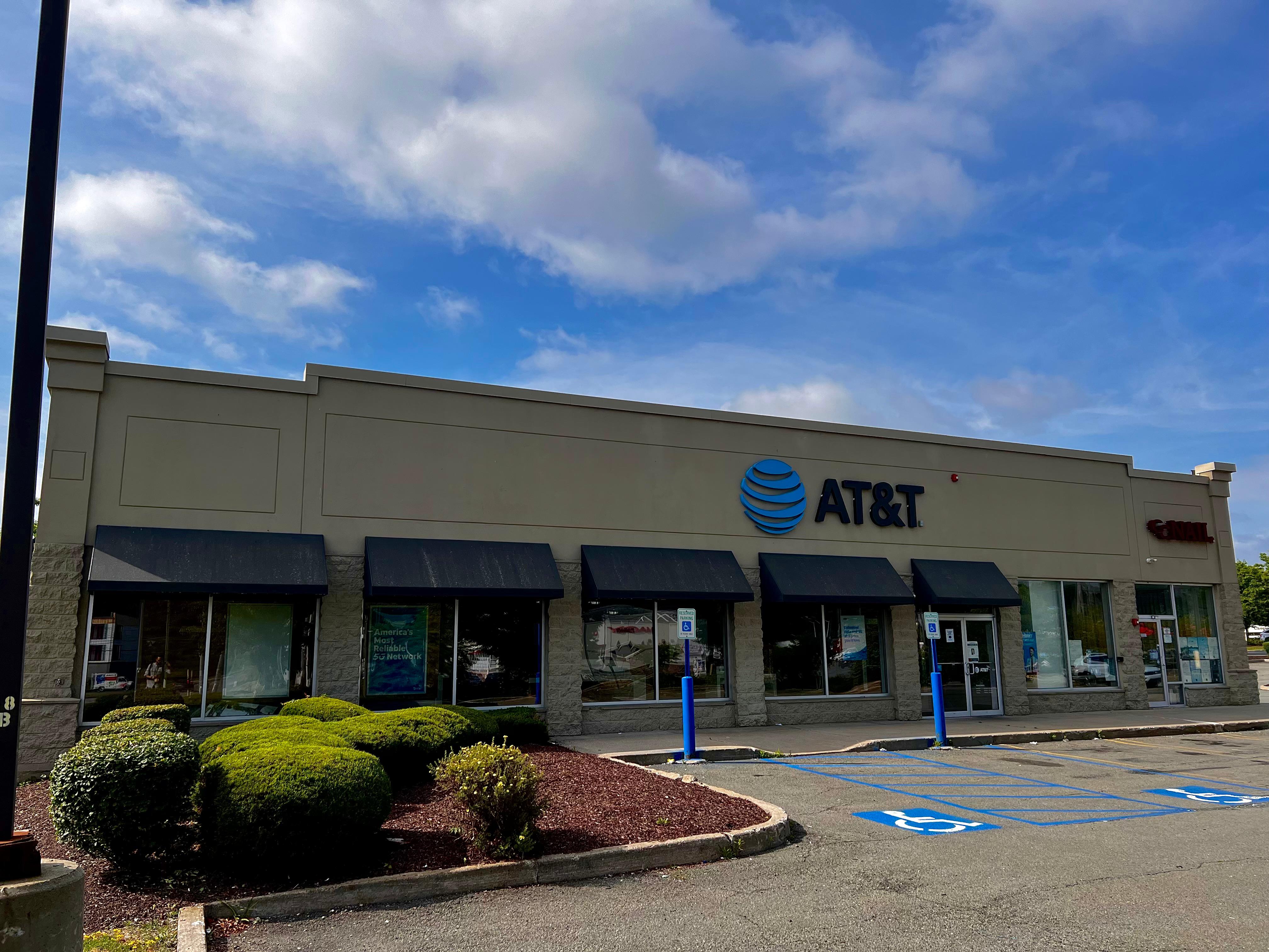 AT&T Middletown | Cell Phones, Wireless Plans & Accessories | 330 Route ...