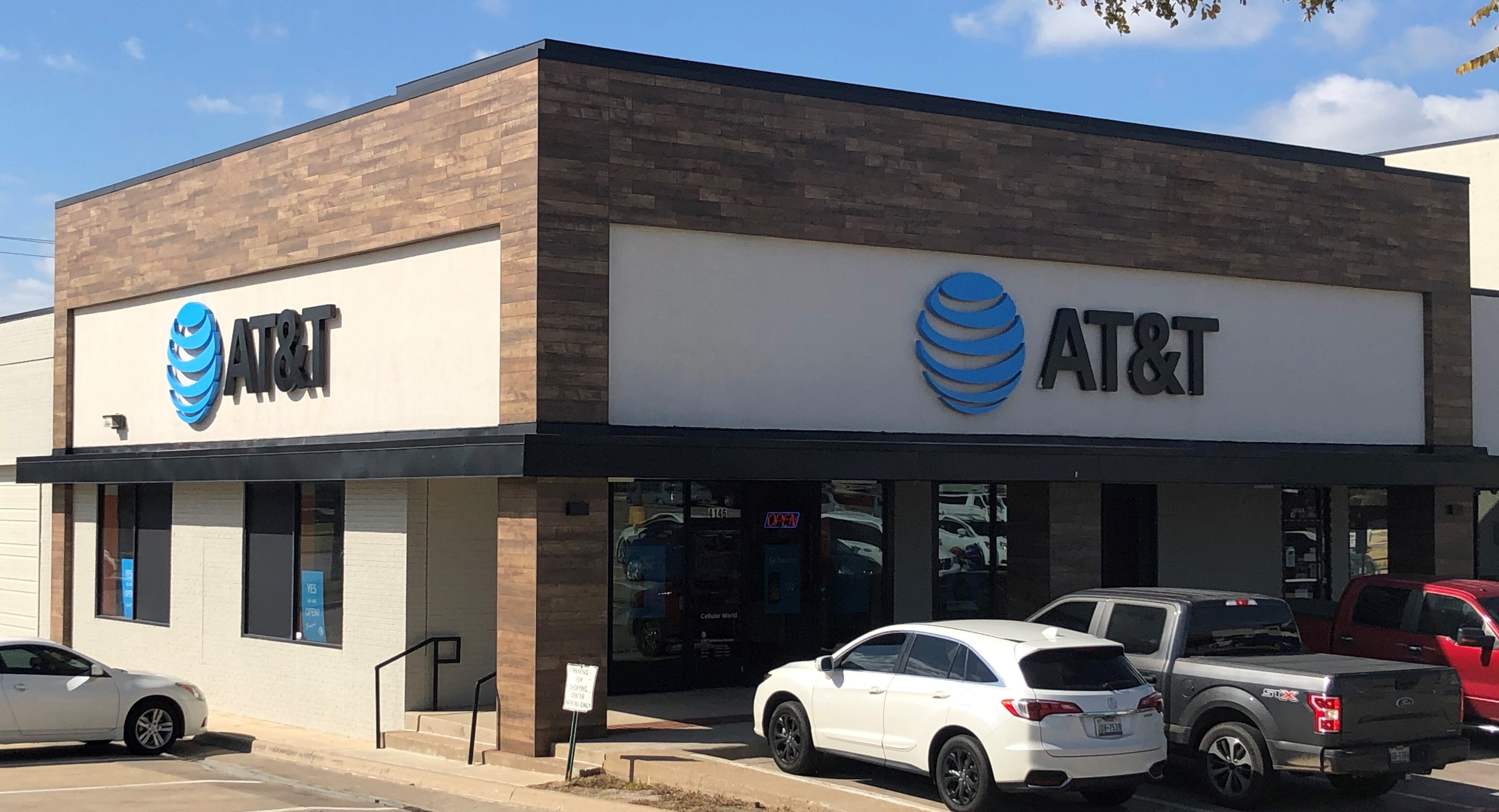 Cell Phone Store in Arlington | iPhones, Samsung Phones, Prepaid Phones ...