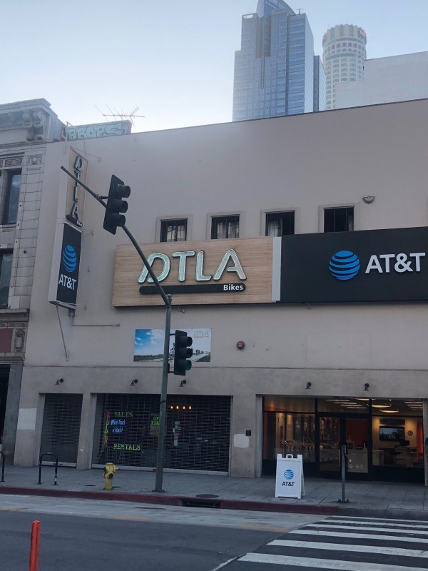 AT&T Los Angeles | Cell Phones, Wireless Plans & Accessories | 425 S ...