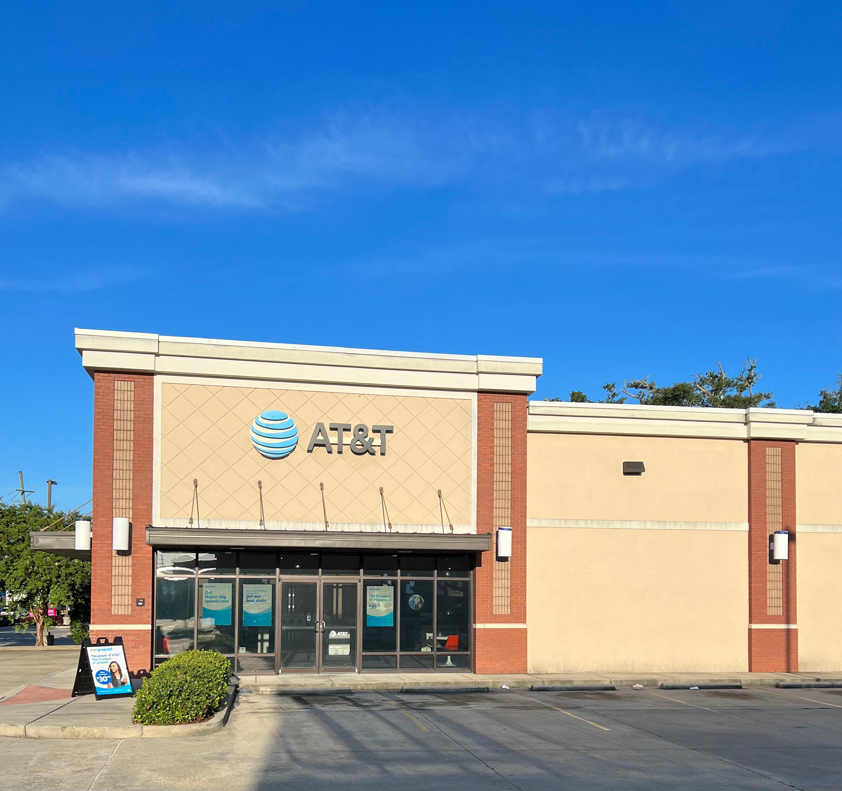 Cell Phone Store in Zachary, LA iPhones, Samsung Phones, Prepaid Phones AT&T Store Zachary 70791