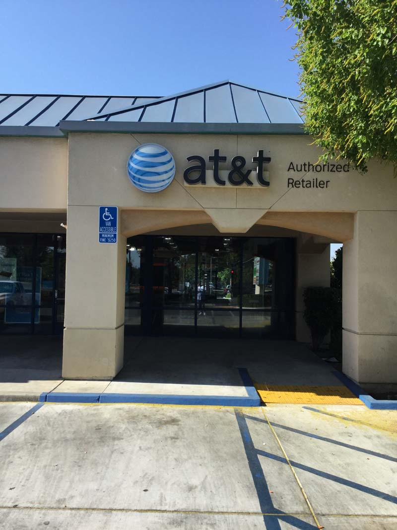 AT&T Fresno | Cell Phones, Wireless Plans & Accessories | 3181 W Shaw ...