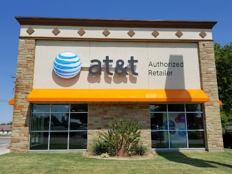 AT&T Hillsboro Cell Phones, Wireless Plans & Accessories 1401