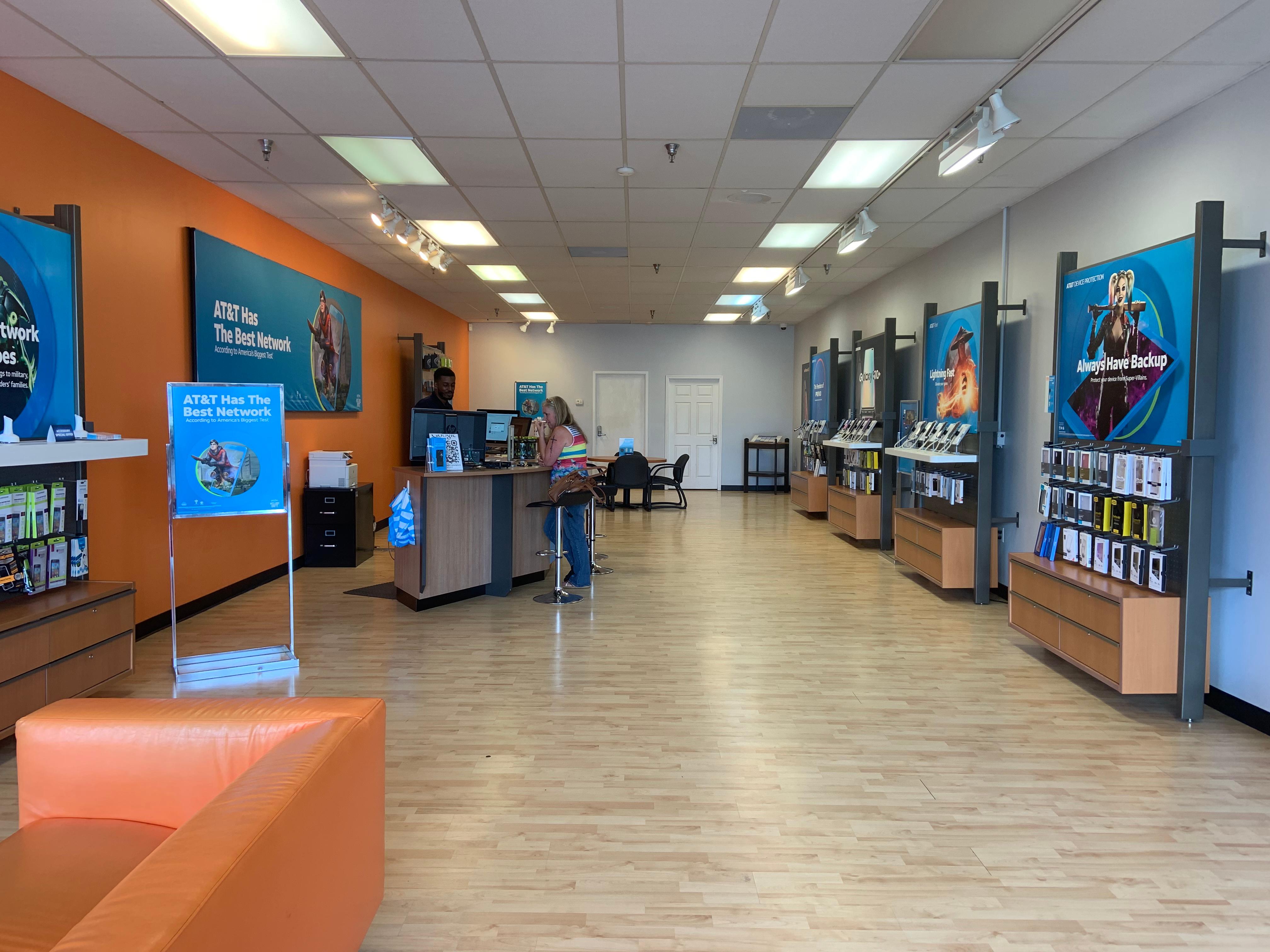 AT&T Lincolnton Cell Phones, Wireless Plans & Accessories 433 North Generals Blvd