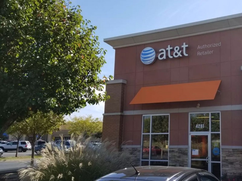 Cell Phone Store in Kansas City | iPhones, Samsung Phones, Prepaid ...