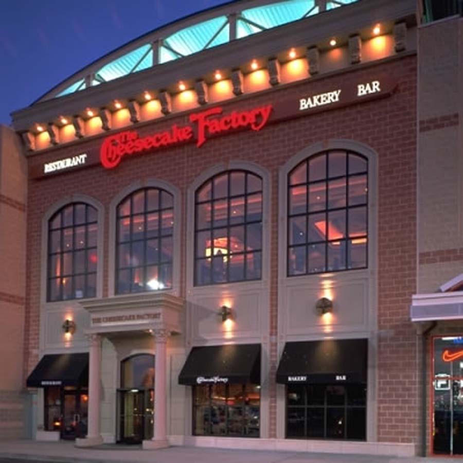 Cheesecake Factory 1504 Old Country Rd Westbury, NY 11590