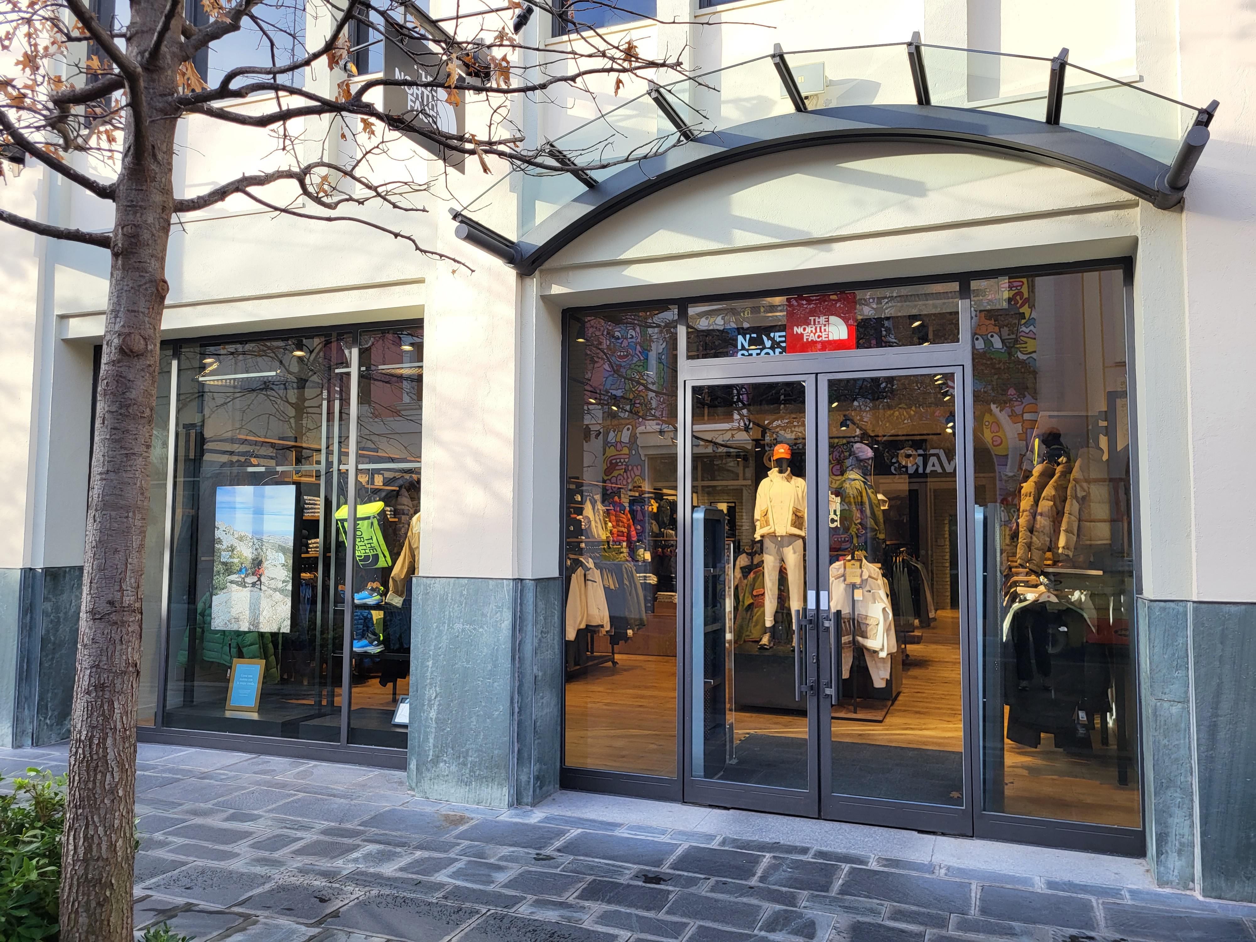 Tienda North Face En Las Rozas 28232 The North Face ES tienda-north-face-en-las-rozas-28232-the-north-face-es