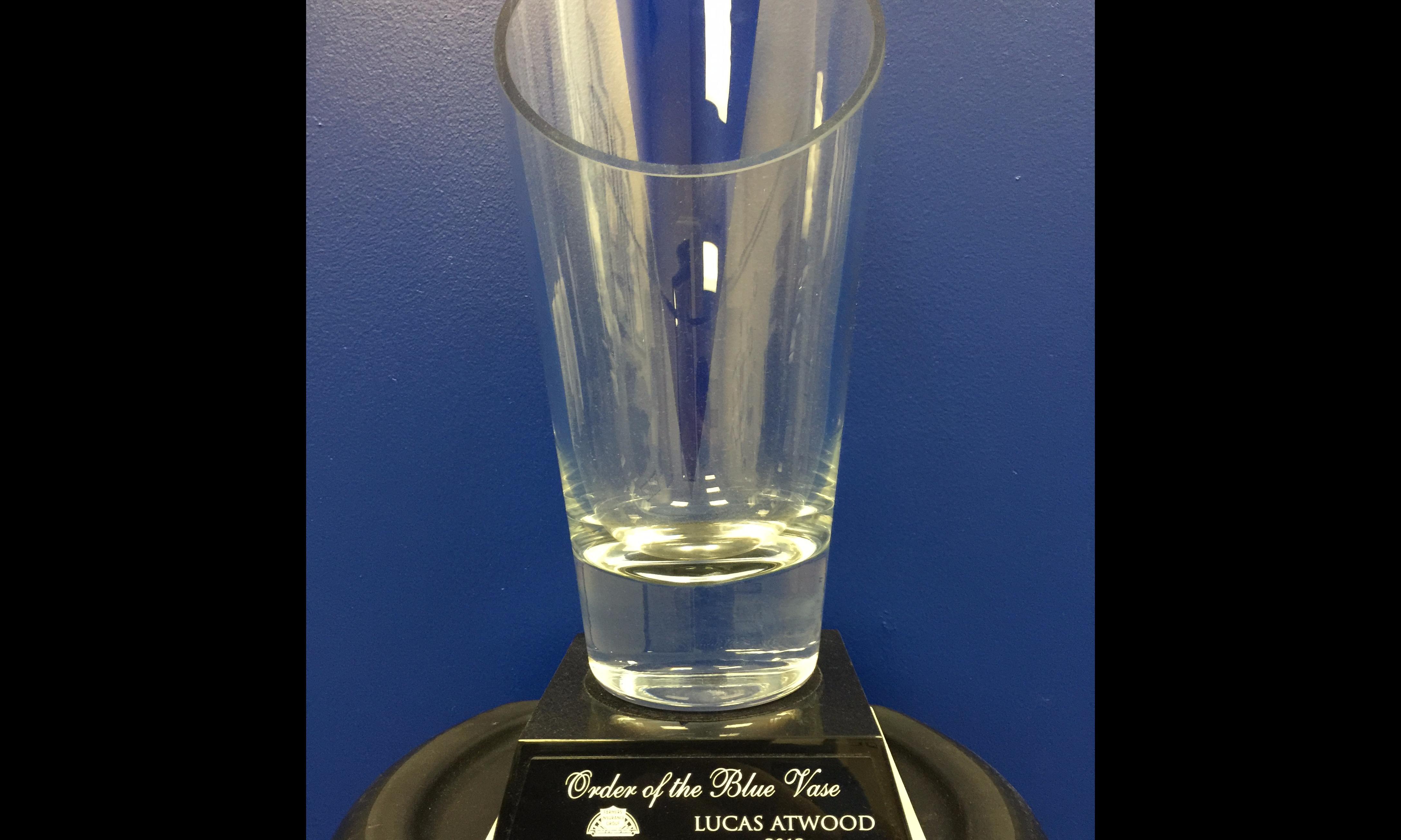 The Atwood Insurance Agency earned the Farmers Life Blue Vase award.  PWS 88194A.3	8/17