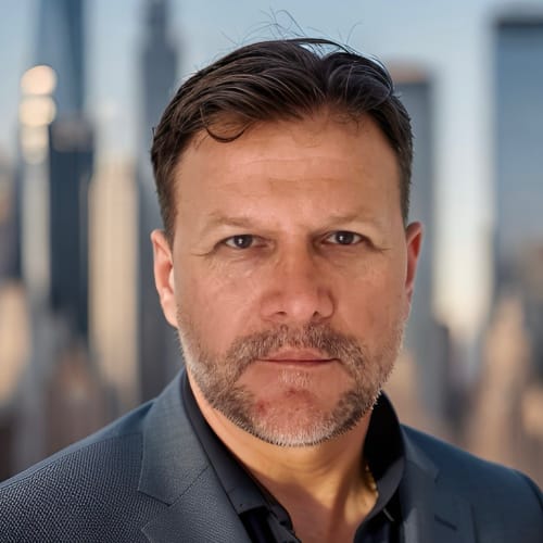 Wojciech Ciborowski profile photo.